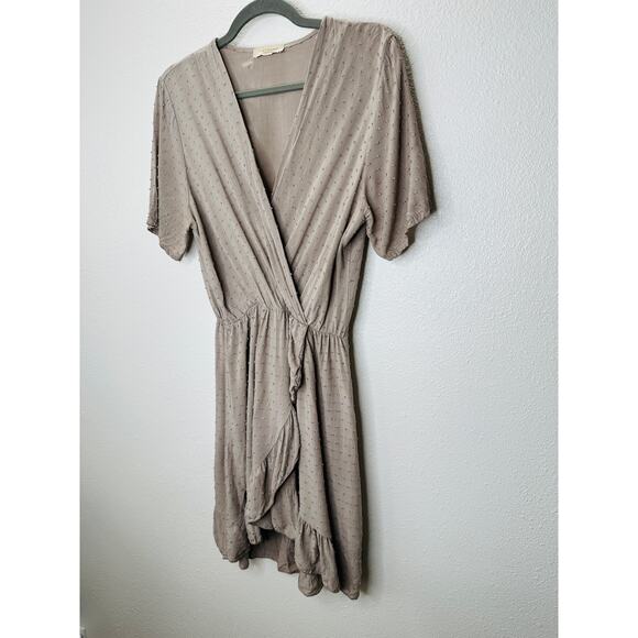 Alice Rinaldi Taupe Tonal Polka Dot Short Sleeve Faux Wrap Ruffle Dress M - Picture 3 of 13